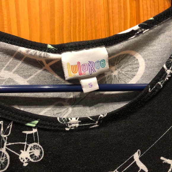 Small LuLaRoe bicycle Irma - Picture 2 of 4